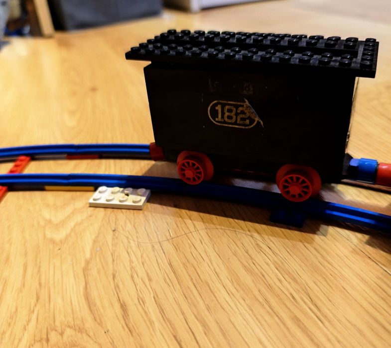 Pociąg LEGO vintage 180