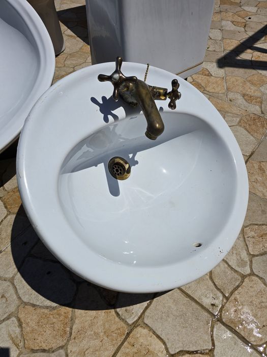 Louças de casa de banho