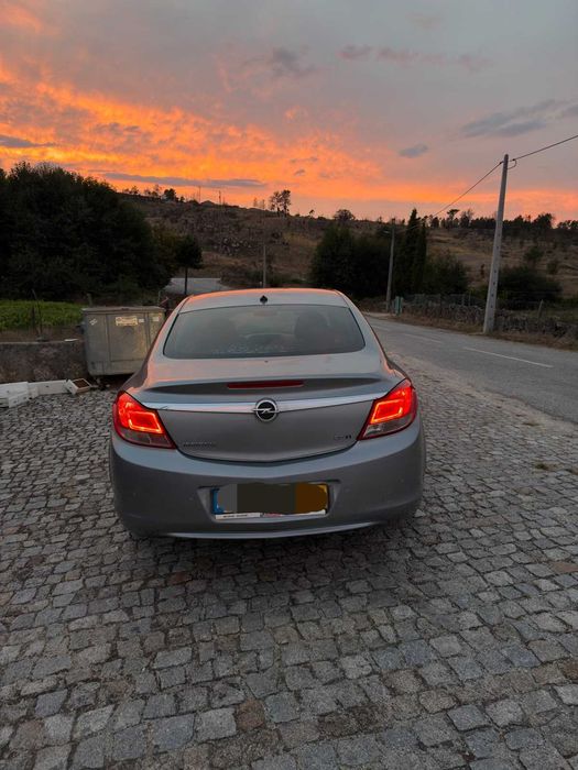 Opel insígnia sedan 2010 2.0 cdti 130cv — photo 3