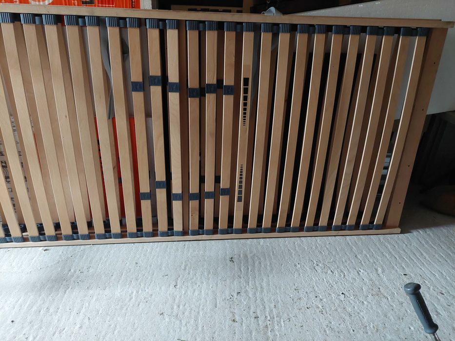 Akcesoria   meblowe łóżka