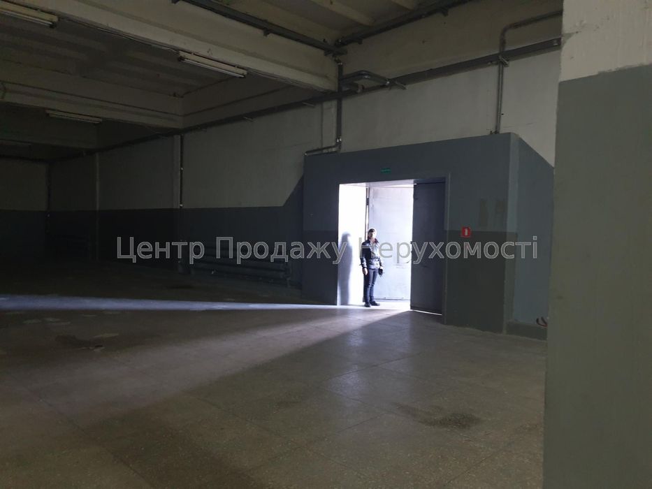 Капітальні склади і холодильні камери у Харкові. Клас А,  В