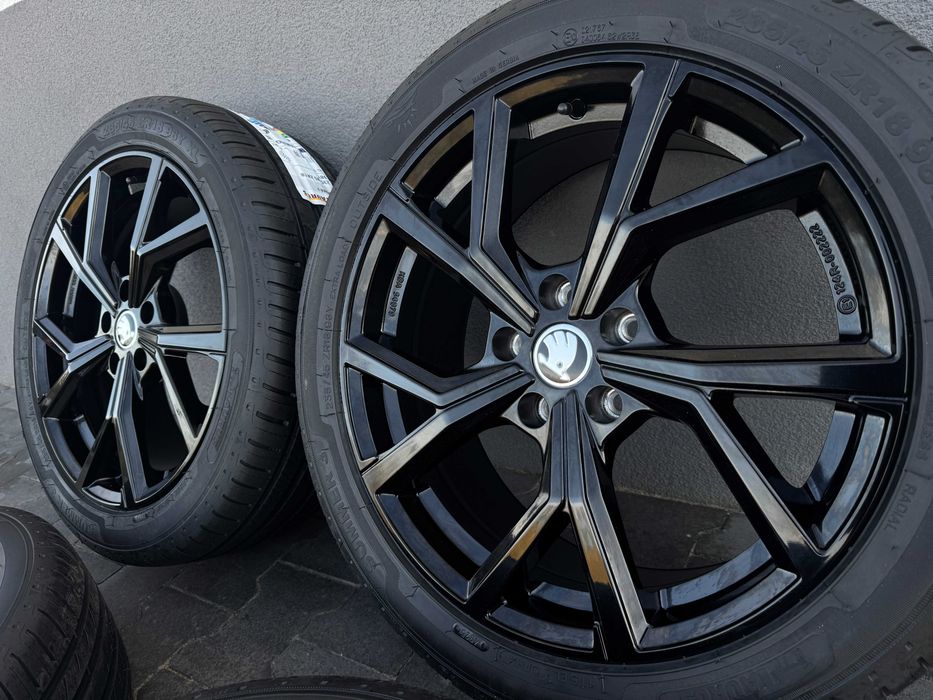 SKODA SUPERB III 3 koła letnie 235/45r18 ROADX Felgi PLATIN Germany NOWE