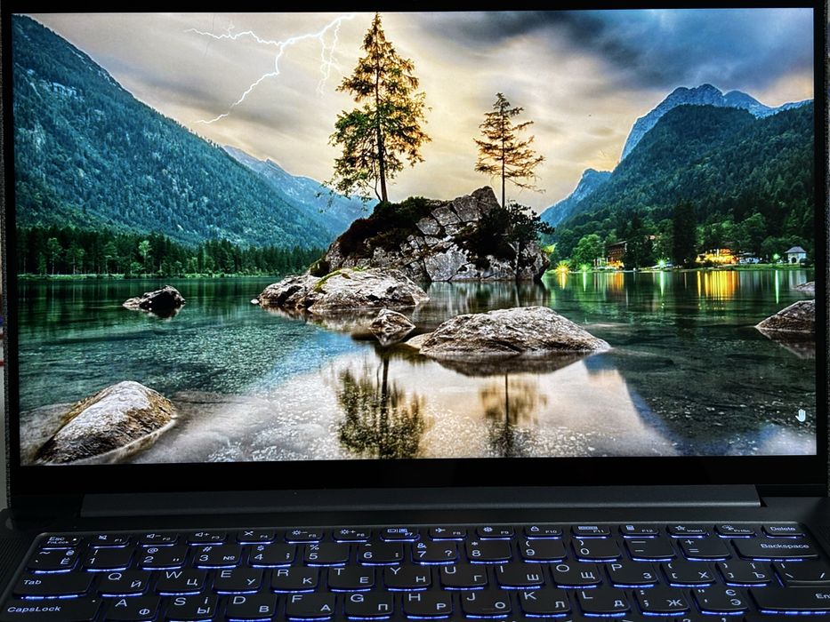 БУ Lenova YOGA Slim7 14ITL05-i5 11го поколения, 8GB/512GB SSD, 4K UHD