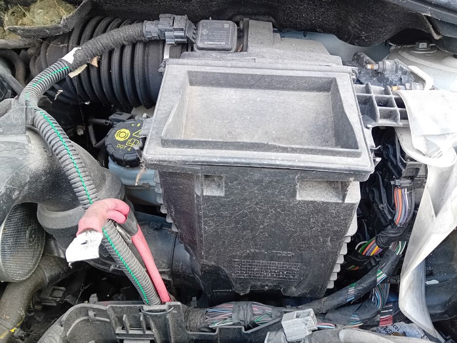 Caixa filtro ar RENAULT Clio IV (BH_)