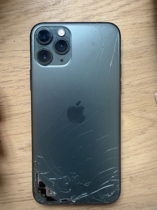 Iphone 11 pro partido mas fuciona