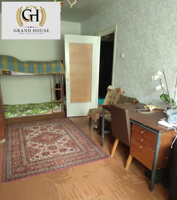 Продам 1 кімнатну квартиру на Ак. Корольова 2й поверх