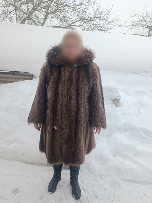Розкішна Шуба Манто з натурального з єнота KARATZA FURS