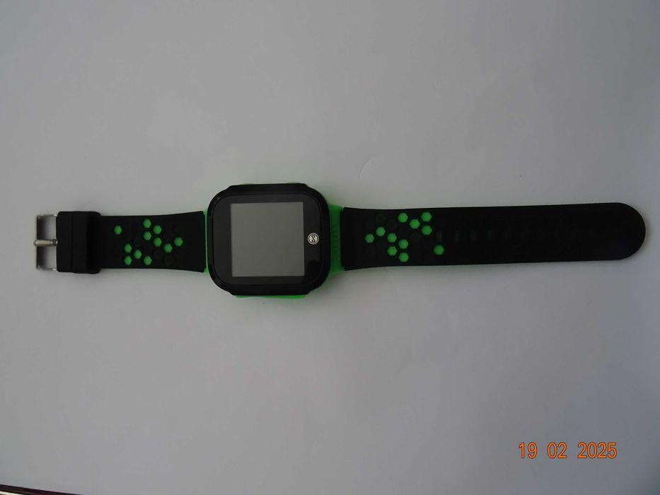 Zegarek z kartą SIM Forever Find Me KW-200 zielony