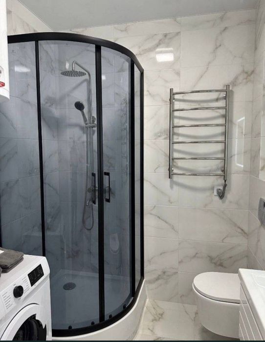 Почасово, сутки квартирв ТЦ Украіна, Малий ринок, ЛЮКС центр міста