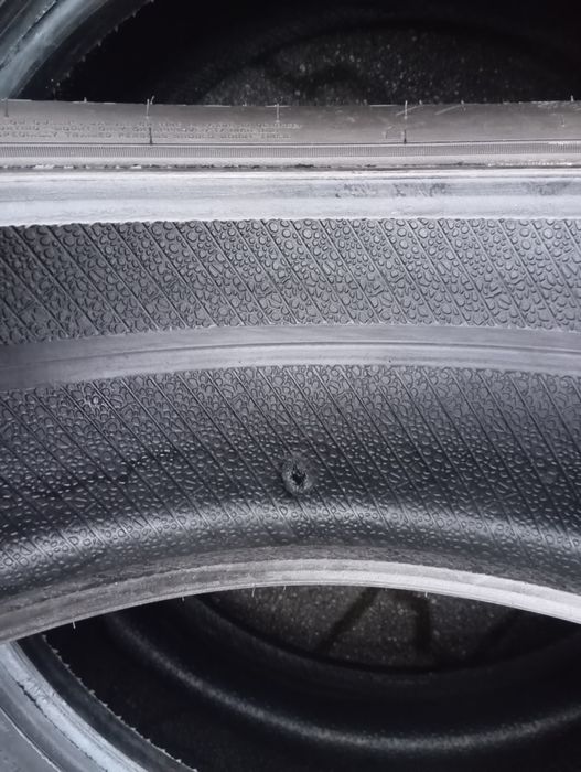 SZT. 4 ZIMA opony  215/55/17 98V XL DOT2721