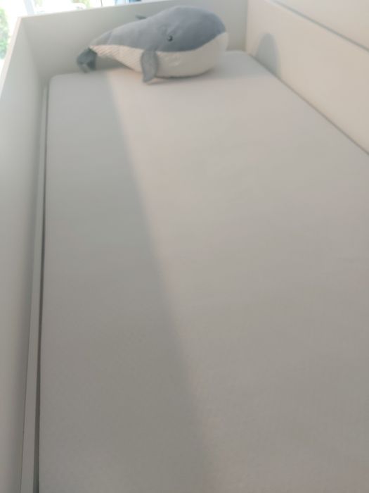 Łóżko piętrowe z biurkiem i szafą + materac