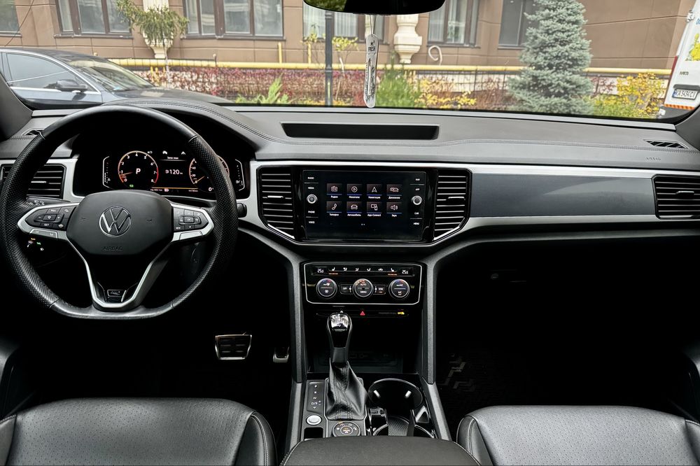 Продам Volkswagen Atlas Cross Sport 2020