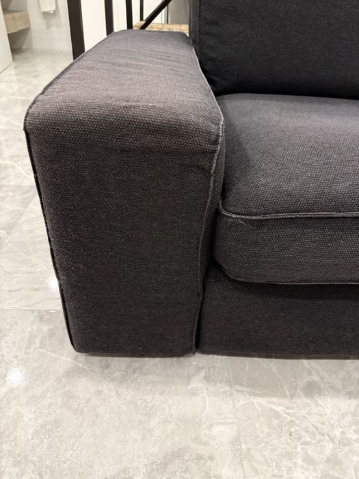 Sofa Kivik IKEA 2 lugares