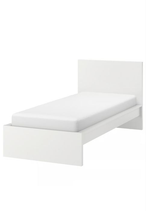 2 camas Malm e 2 colchões sultan