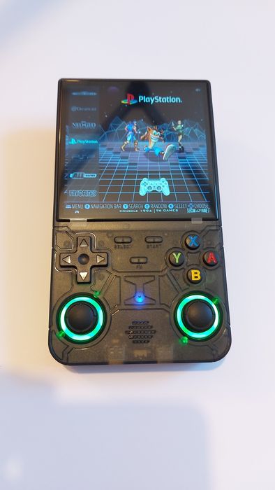 NOWA konsolą do gier R36 Ultra Retro 128gb