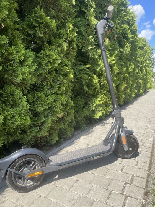 Продам електросамокат ninebot