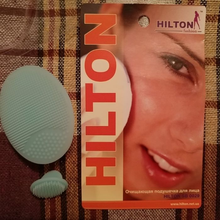 Компактная щетка (2шт) д/очистки лица и антивозрастного массажа