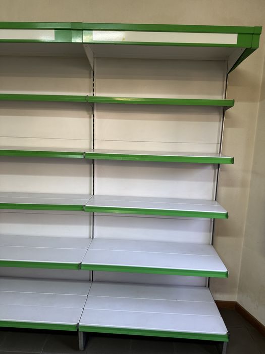 Prateleiras de Supermercado