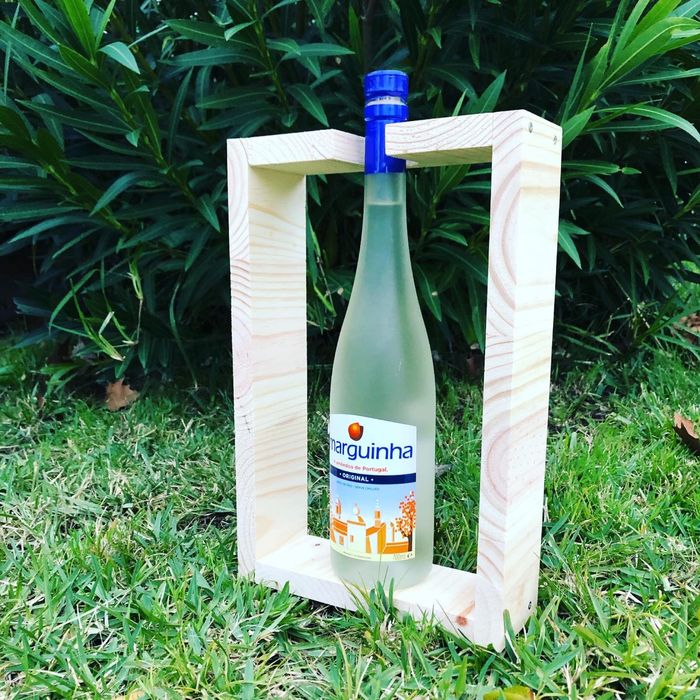 Peças em madeira feitas à mão