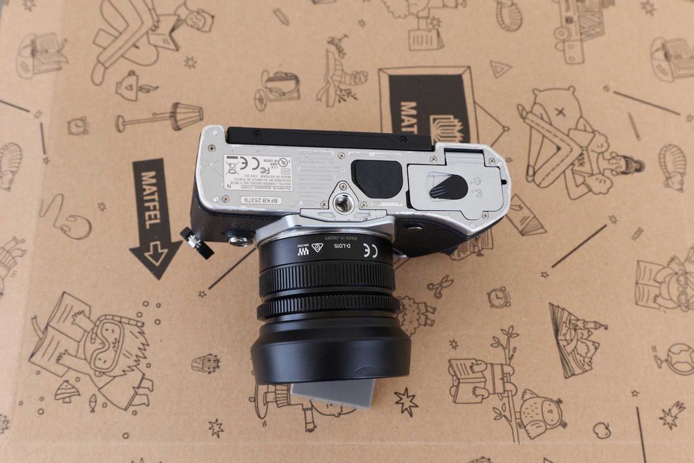Olympus OM-D E-M5 Mark II (Body) + Lampa FL LM3 | Stan BDB | Mały przebieg 27k | adapter m42