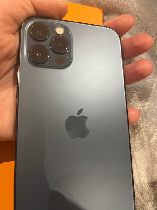iPhone 12 Pro - sem marcas de uso