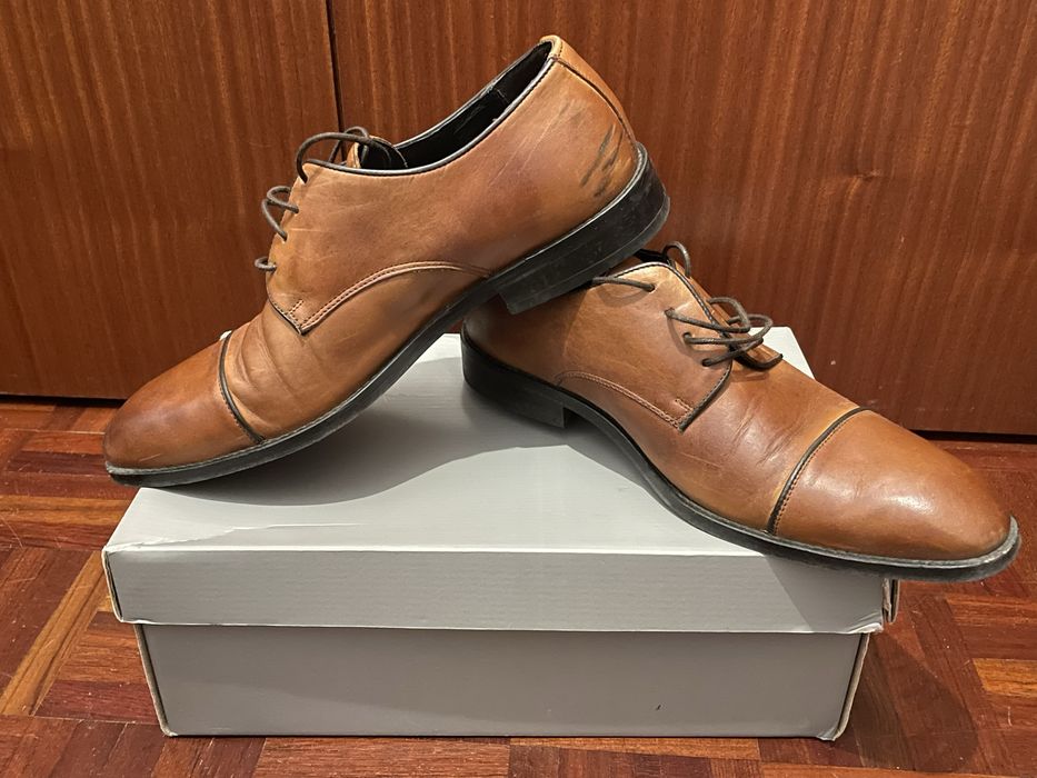 Sapato cerimonio castanho