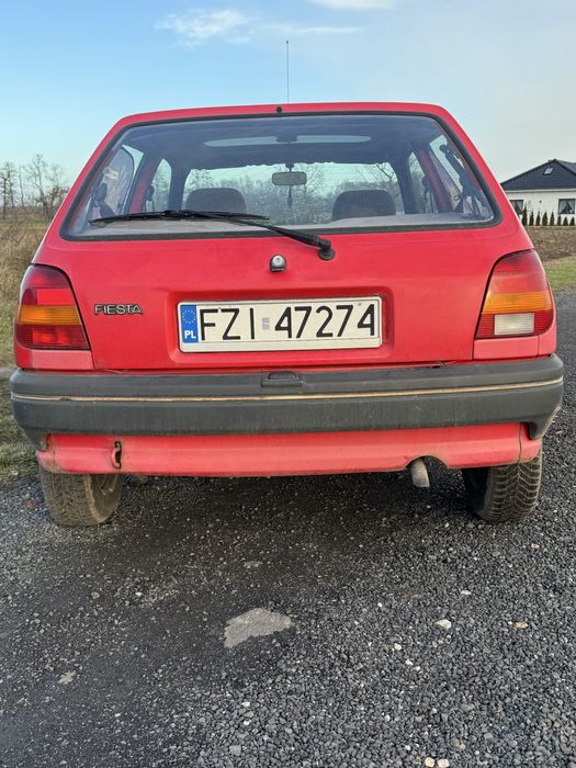 Ford fiesta 1.1 Benzyna