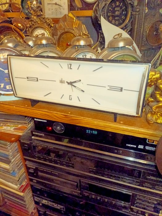 Stary wielki budzik nakręcany z pozytywką 30cm lata 70 te Victoria