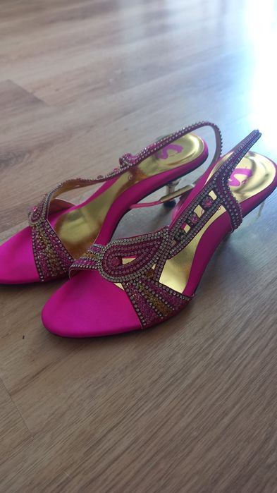 Buty na imprezę.