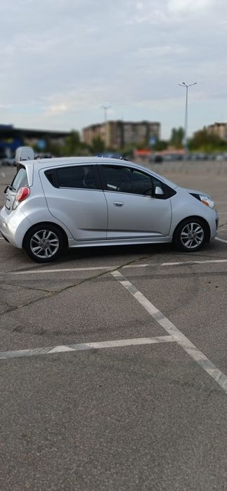Шевроле spark EV 2016року