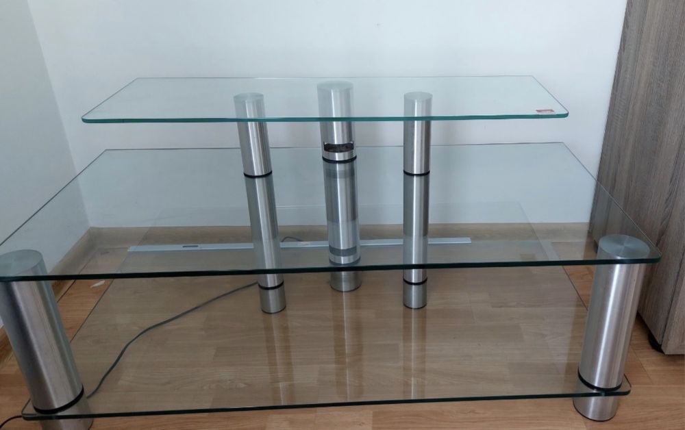 szkalny stolik pod telewizor