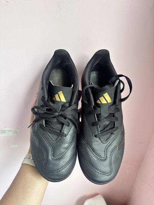 Adidas predator, сороканожки, бутси, 35
