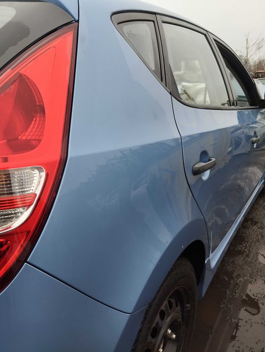 Hyundai I30 I 1.6CRDi 2011r.Błotnik tylny prawy-ćwiartka.
