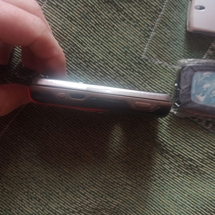 Nokia 5500 корпус + ещё корпуса