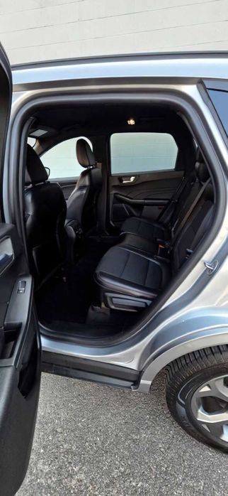 Ford Escape ST-Line Select      2023