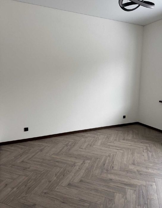 Продаж 1 поверхового будинку з новим ремонтом