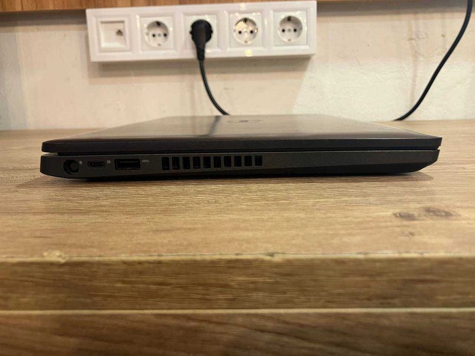 Ноутбук 14" Dell Latitude 5400 / i5-8250U / 8GB / SSD 256GB / гарантія 12 міс.