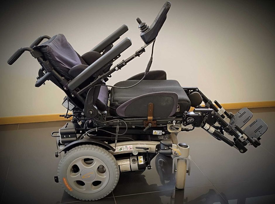 Cadeira de Rodas Elétrica SUNRISE MEDICAL SALSA