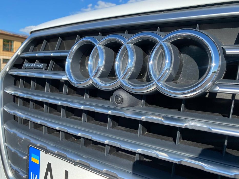 Aydi Q7 4m 2016 рік.