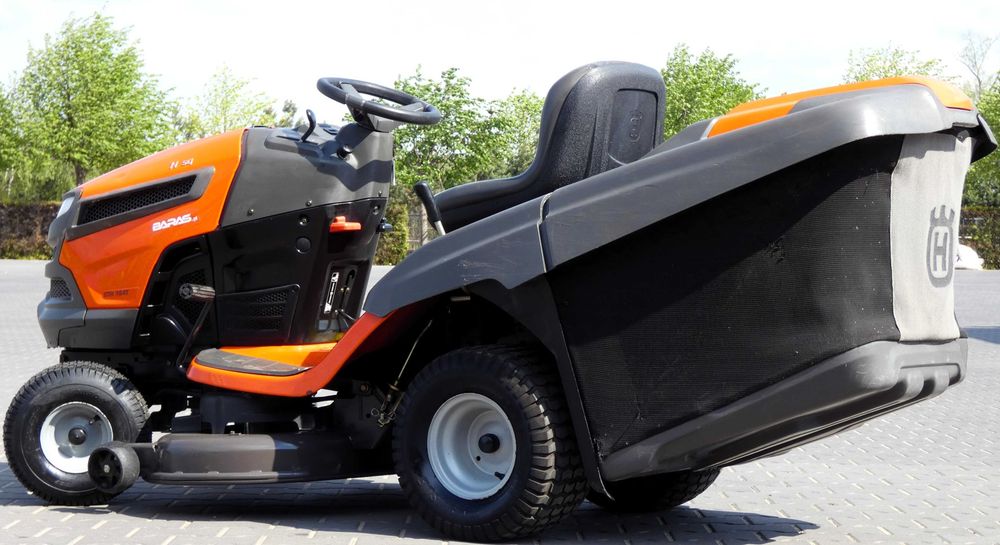 Traktorek kosiarka Husqvarna CTH164T Kawasaki 2 Cylindry (080503.6) - Baras