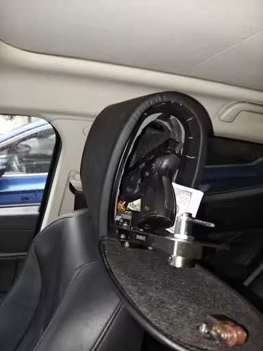 Сейф електроний в авто