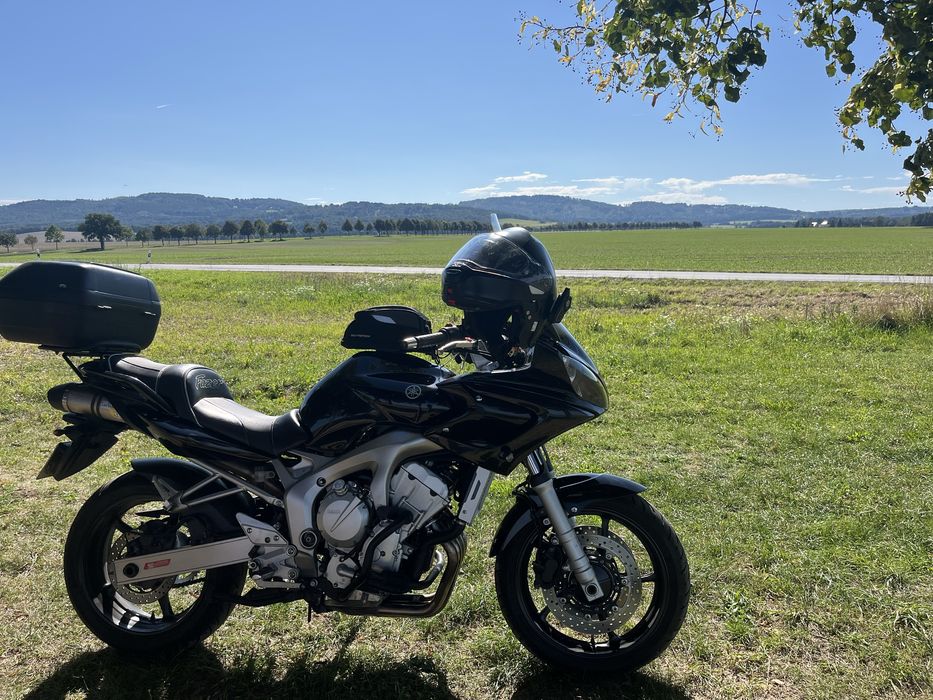 Yamaha FZ6 Fazer ABS, kufer, grzane manetki, 2006r kat.A2 odblokowany