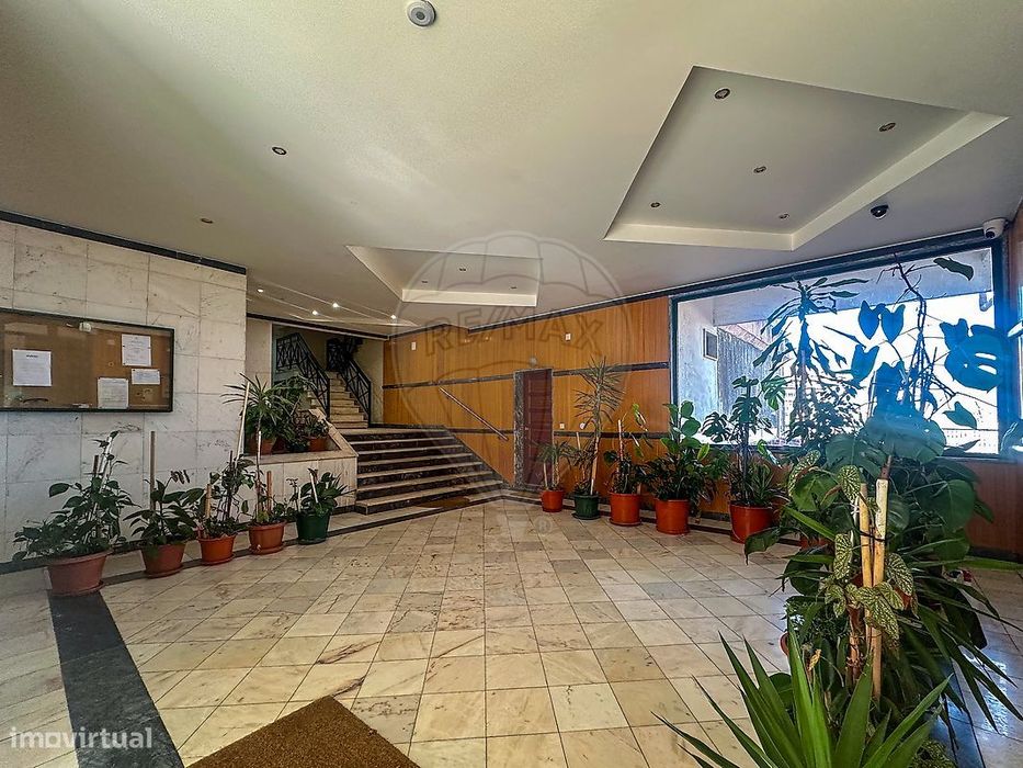 Apartamento T4 para venda