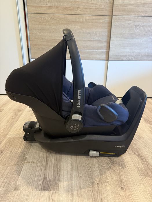 Nosidelko + baza maxi cosi