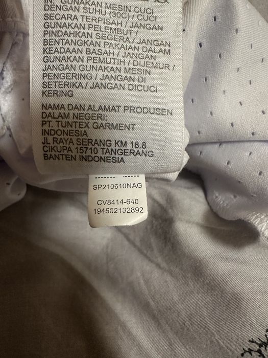 Шорты Джордан белые