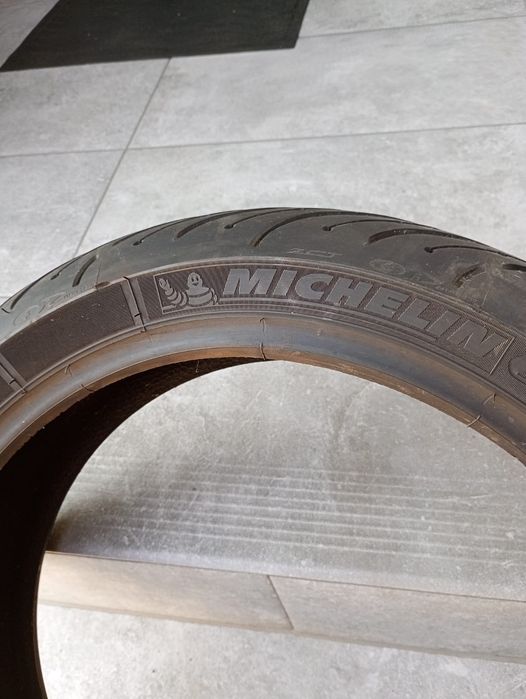 Opona Michelin 17"