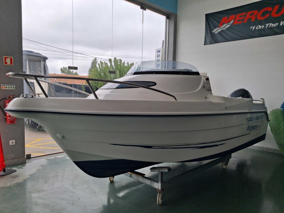 Barco SIRIUS 500 com motor YAMAHA  40HP 4Tempos  EFI VENDIDO