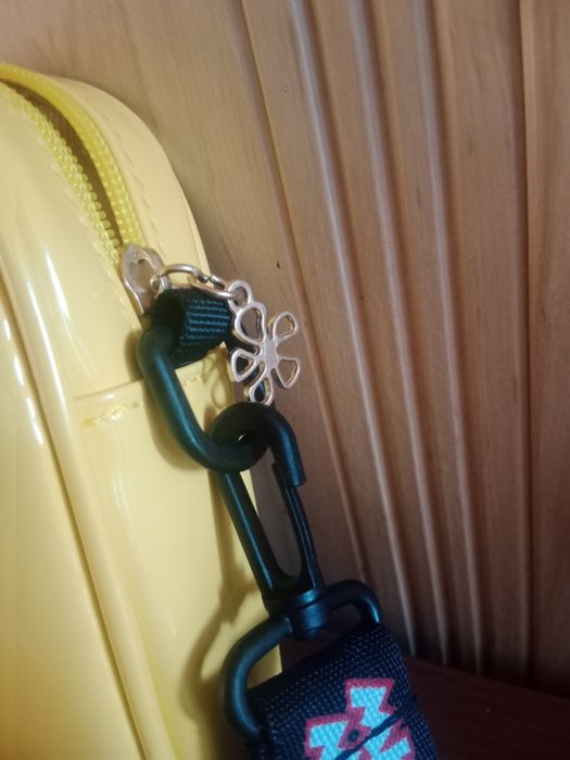 Torebka na ramię żółta Mickey Mouse. Nowa