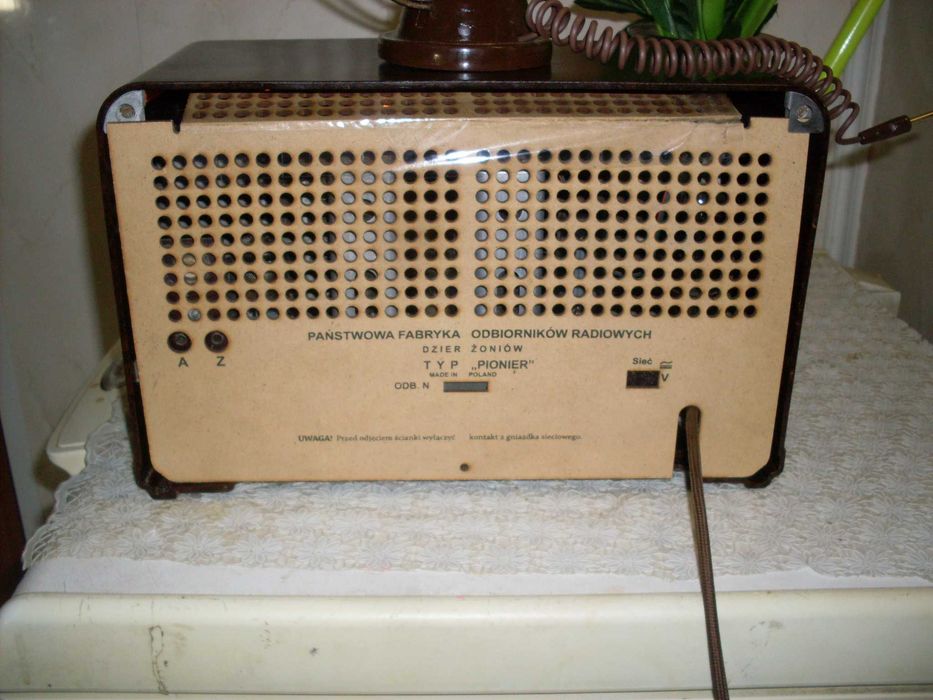 Stare lampowe radio Pionier z 1948 roku-piękne, sprawne.