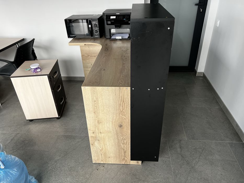 Продаж! Стійка рецепшн